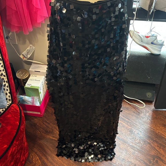 House of Harlow 1960 Black Sequin Two-Piece Maxi Dress - Picture 4 of 9